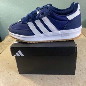 adidas Kids Run 70s 2.0 J Sneaker Navy Blue White Gum Sole